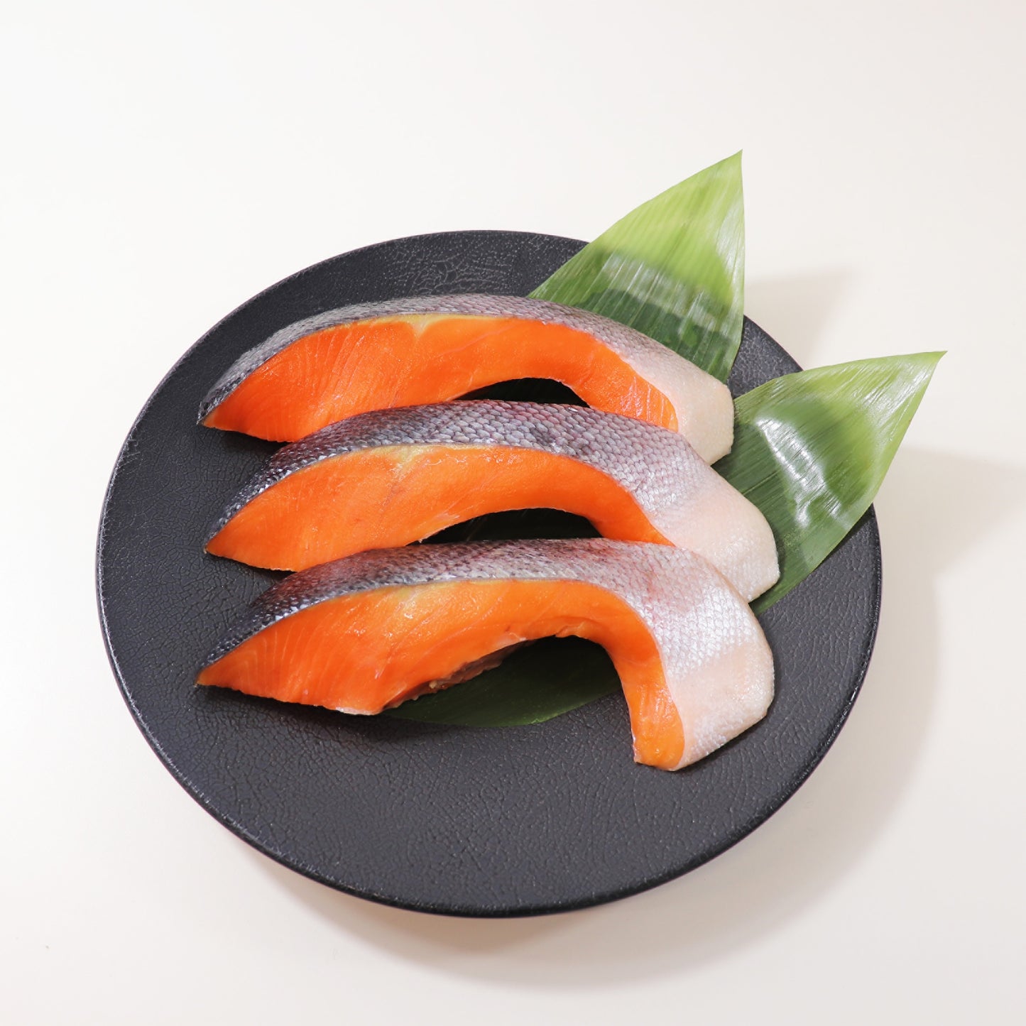 【新商品/送料込】極厚塩銀鮭5枚(約1kg)